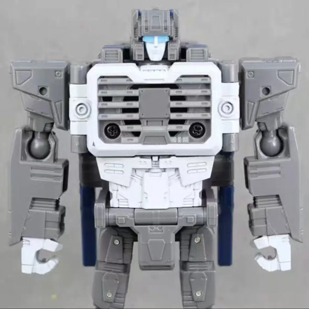 Thumbnail 2 - #6 Transforming Robot Toys Discount Picks