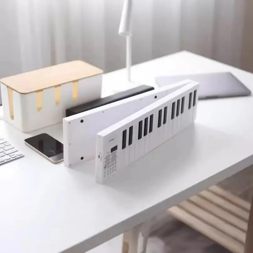 

Электронное пианино Miwayer с 61 клавишей, 180 ° Цифровое пианино с 16 тембрами/100 ритмами/25 демонстрационными曲ами/USB-кабелем/встроенным аккумулятором