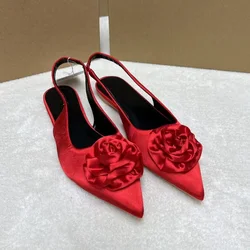 Elegant Woman Flat Heeled Shoes Retro Style Rose Pointed Toe Fashion Design Slip-on Female Footwear 2023 Summer Ladies Sandals