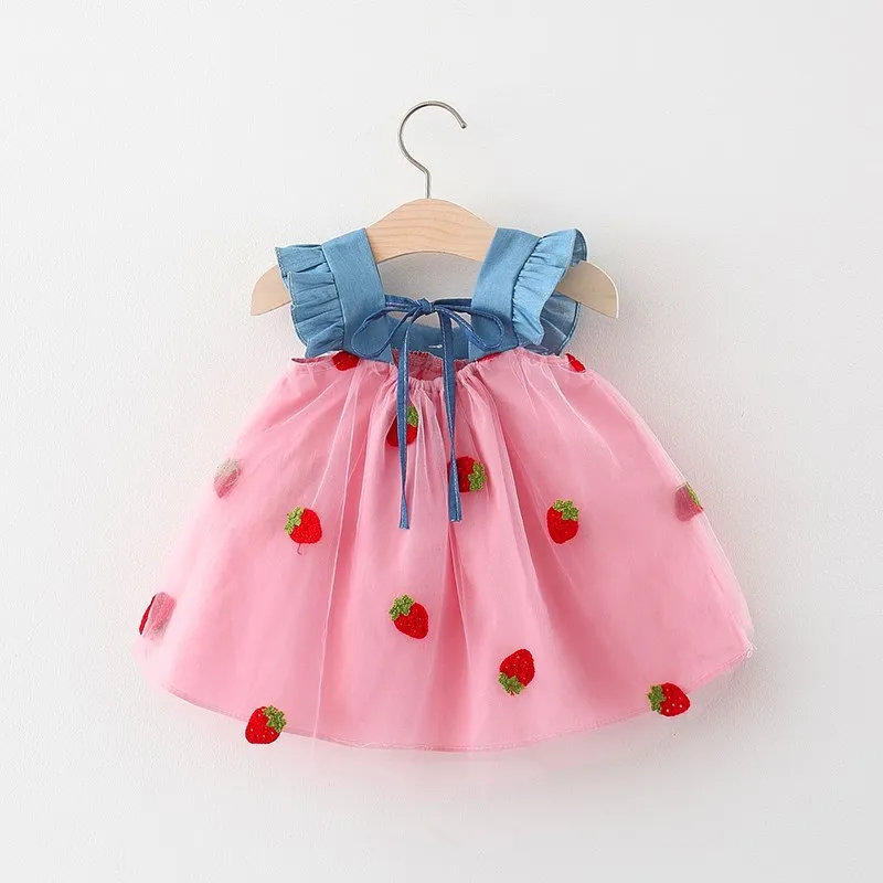 Summer New Girls\' Little Flying Sleeve Dress Children\'s Bow Strawberry Embroidery Mesh Spliced Denim Princess Dress