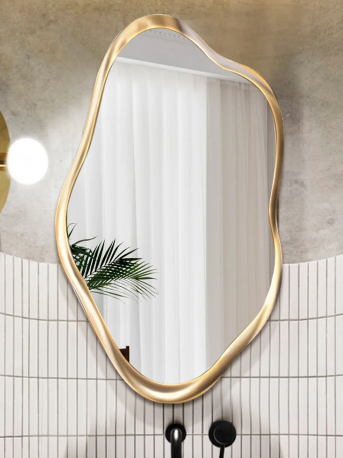 Nordic Light Luxury Style Wall-mounted Mirror Modern Simple Furniture Hd Vanity Mirror Creative Irregular Frame Bathroom Mirror