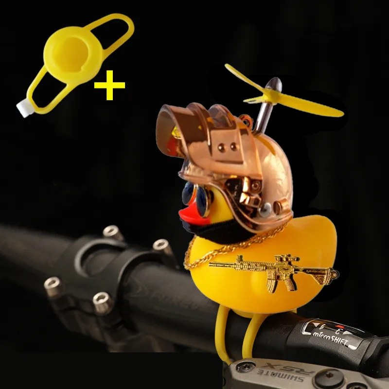 Auto Nette Kleine Gelbe Ente Mit Helm Propeller Wind-brechen Welle-brechen Mit Spielzeug Pistole Ente Fahrrad Motorrad auto Zubehör – Detail 12