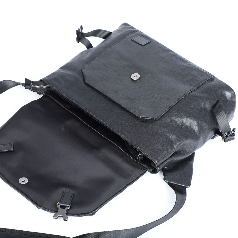 S.WORKER Herren-Umhängetasche aus Vollnarbenleder | Modische Umhängetasche, Crossbody-Tagesrucksack – Detail 17