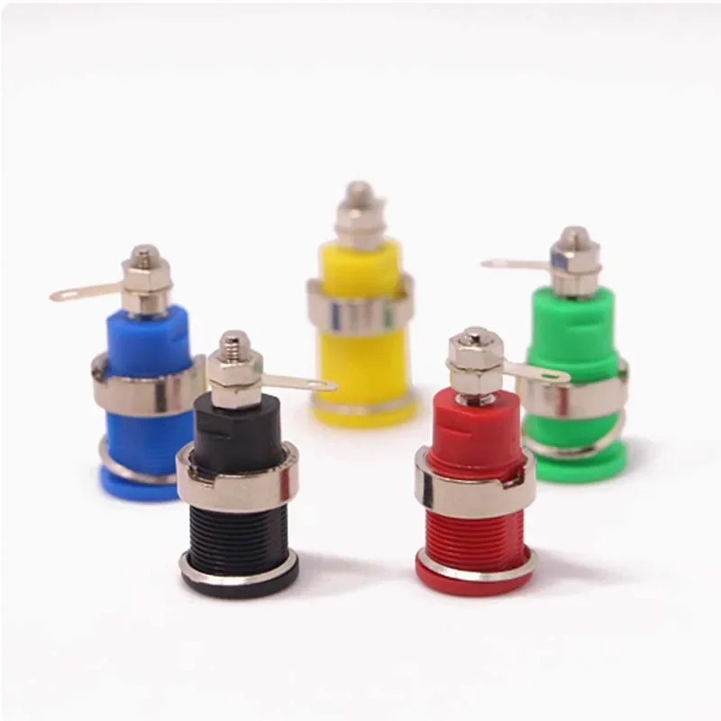 

1 шт., 24,301, 4 мм, розетка для защитной панели, передняя резьба, банановая розетка, пластиковый корпус, никелирование