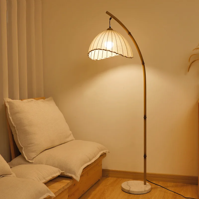 Japanese Style Silent Wind Lantern Type LED Floor Lamp for Reading Lighting Atmosphere Decoration Living Room Room