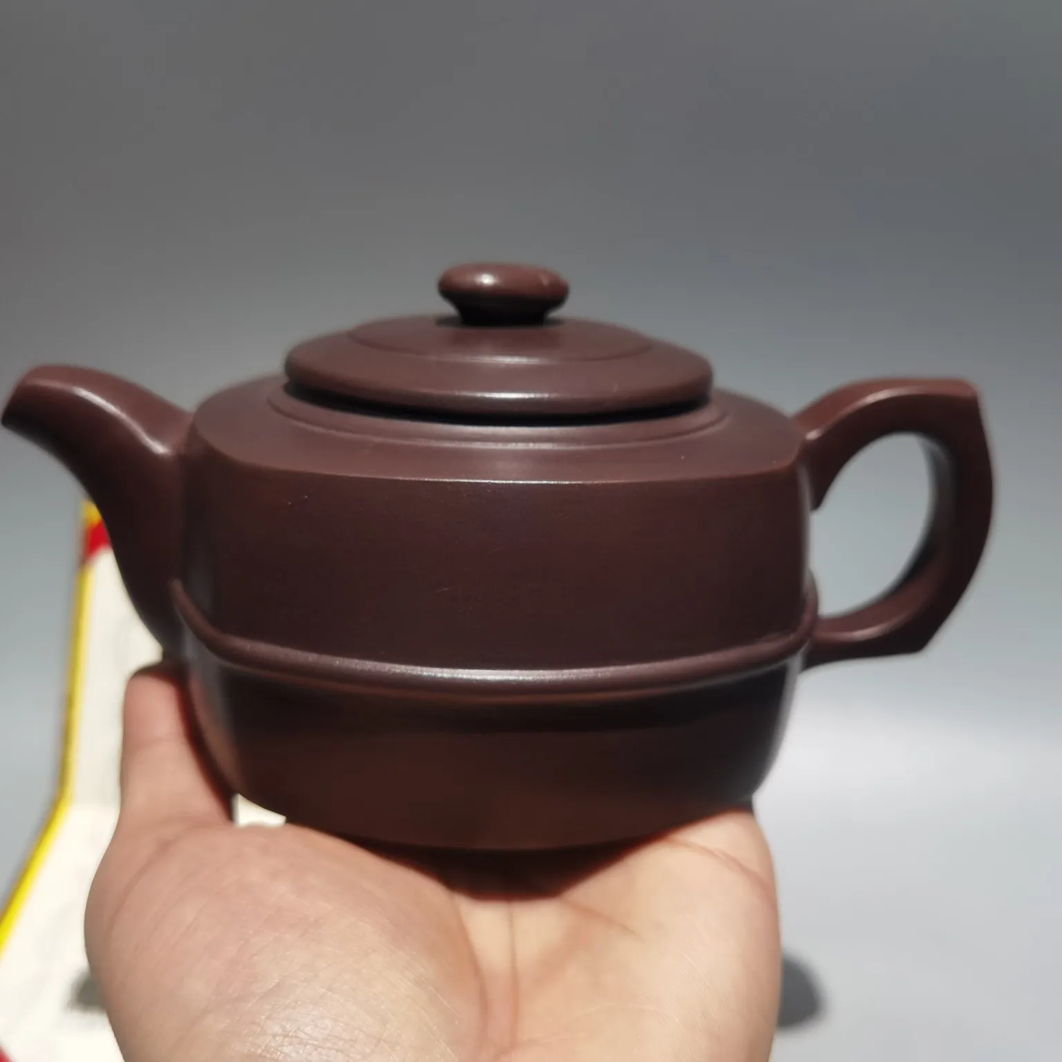 

7"Chinese Yixing Purple Clay Pot golden cicada line round kettle teapot flagon part mud Gather fortune Office Ornaments