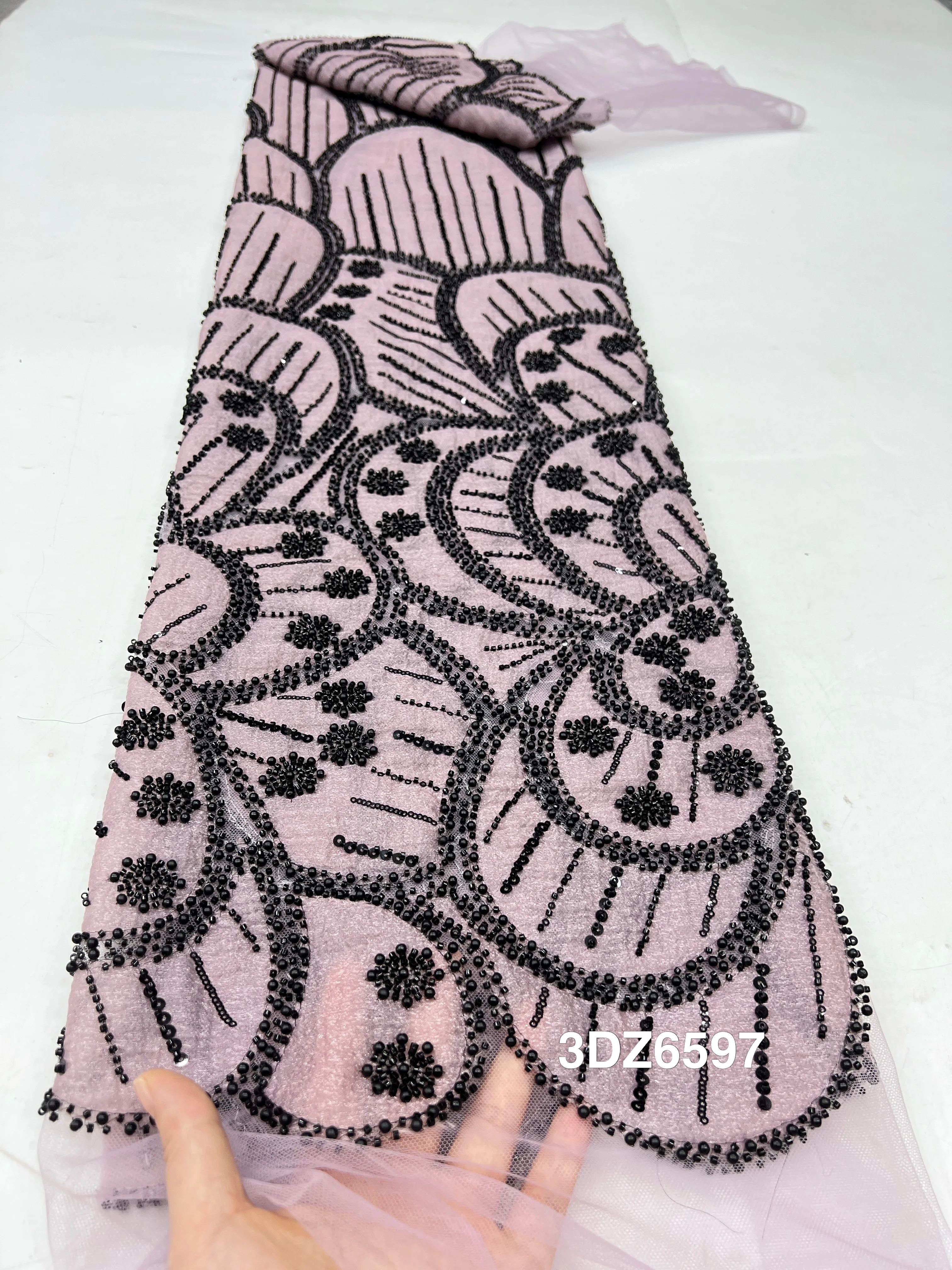 

Luxury African Sequins Lace Fabric High Quality 2025 Heavy Beaded Embroidery French Tulle Lace For Nigerian Wedding Dress