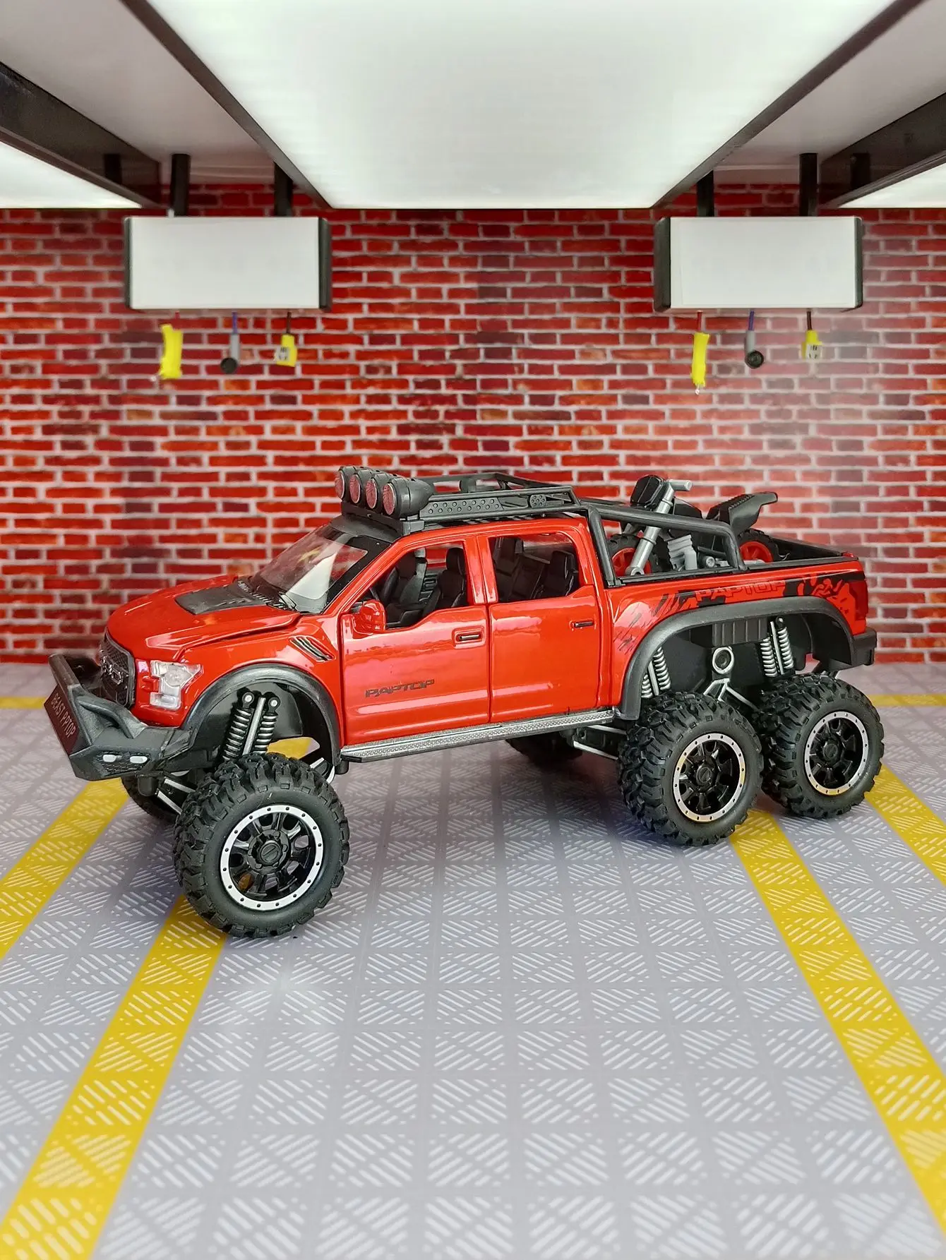 Raptor F150-Modèles de voitures tout-terrain en alliage moulé sous pression avec son et lumière, jouets de véhicules en métal à l'arrière nervuré, collection de cadeaux pour garçon, 1/32