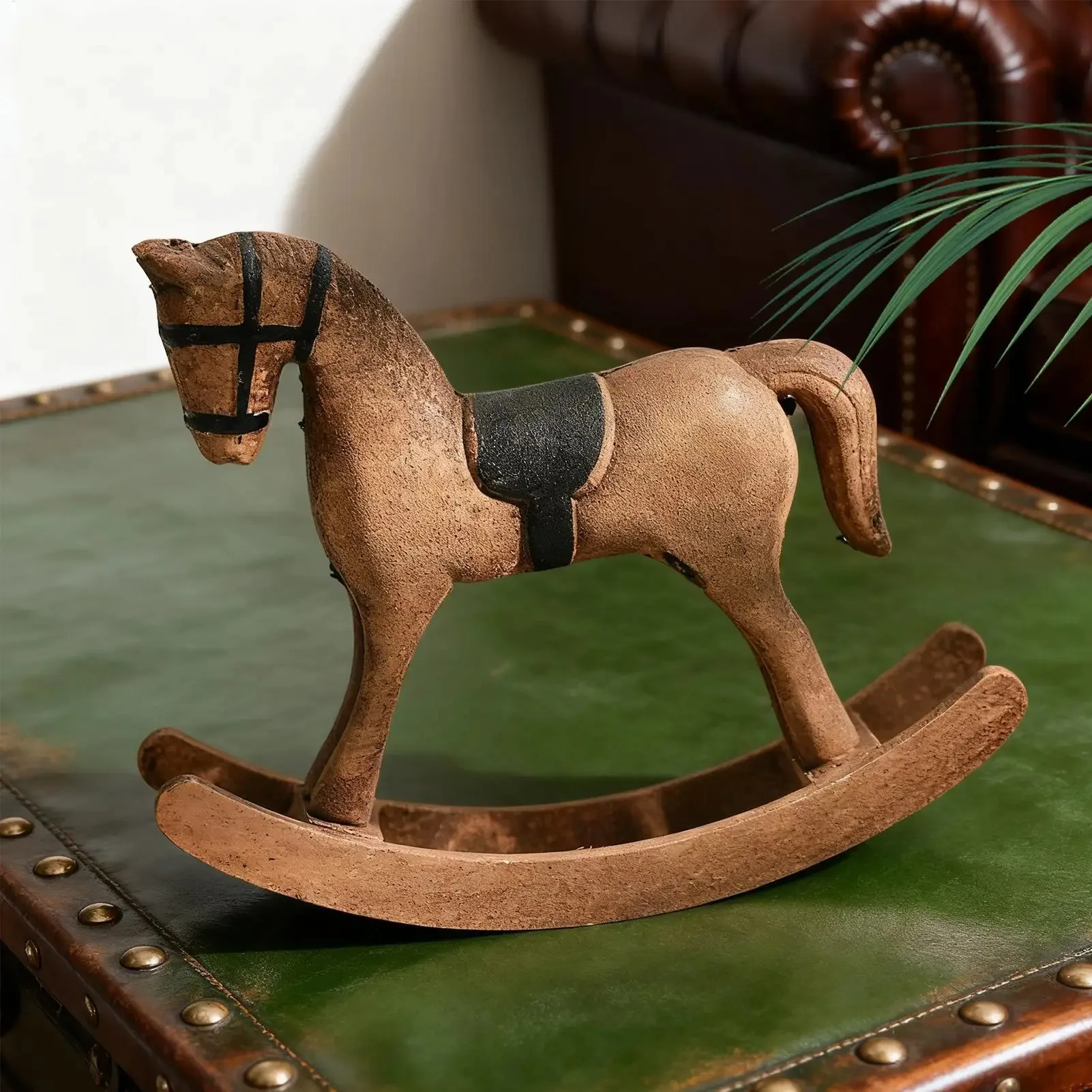 Wooden Rocking Horse Figurine Hand-carved Horse Desk Sculpture Rocking Horse Desktop Decor Balance Art Ornament