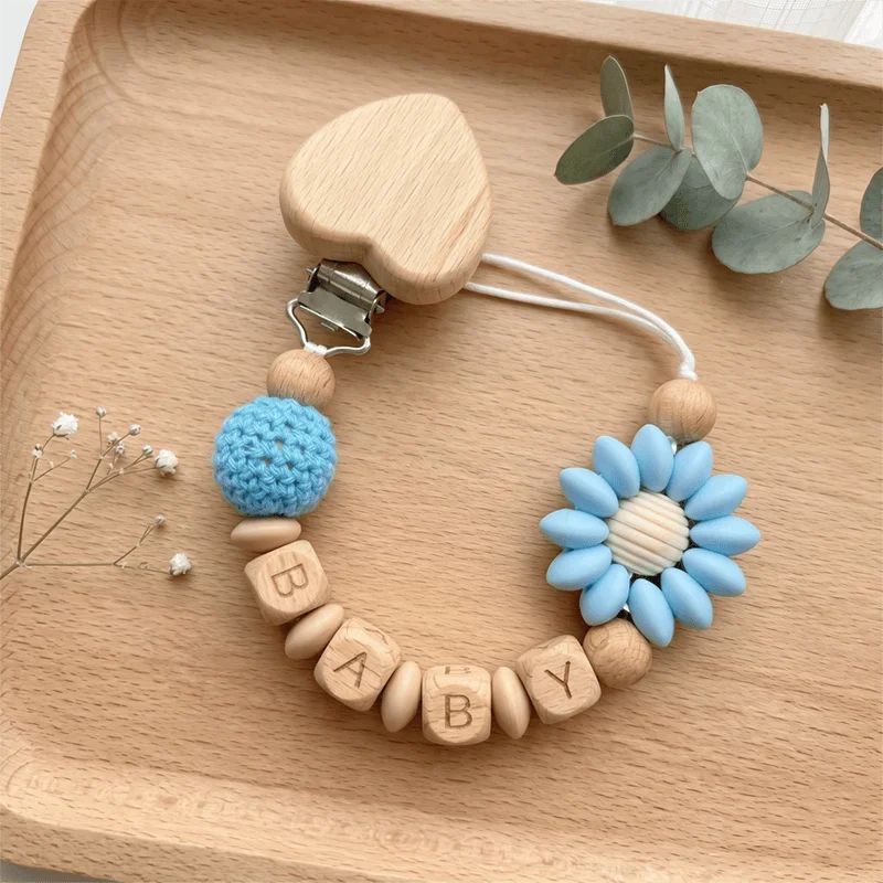 S5c655670552143e9b332fa31ca689257m - Personalised Dummy Clips UK