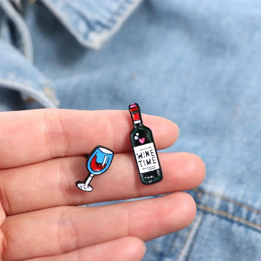 Metal Badge Red Wine Bottle Cup Wine Time Brooch Mini Cartoon Wine and Wine Glasses Pins Cute Exquisite Lapel Metal Pins Clothes