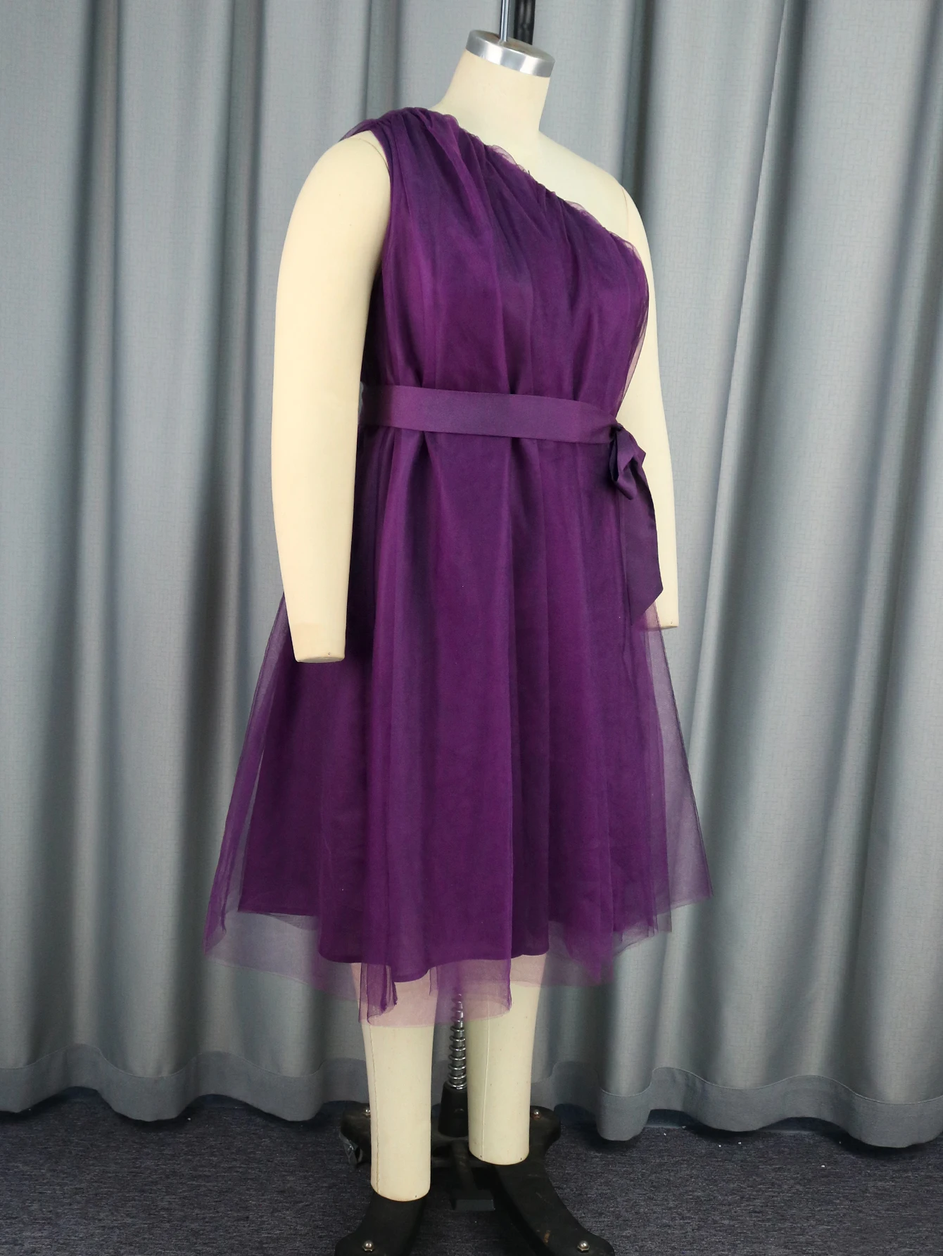 Vestido feminino de baile de formatura, um ombro roxo, tule brilhante, vestidos plissados elegantes, aniversário, clube, roupas noturnas, plus size,