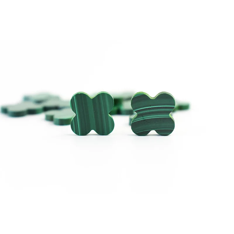 Wholesale 1pcs 100% Natural Malachite Clover Bead 10mm 12mm 14mm 16mm 20mm Flower Craved Cabochon,Gemstone Pendant Jewelry DIY