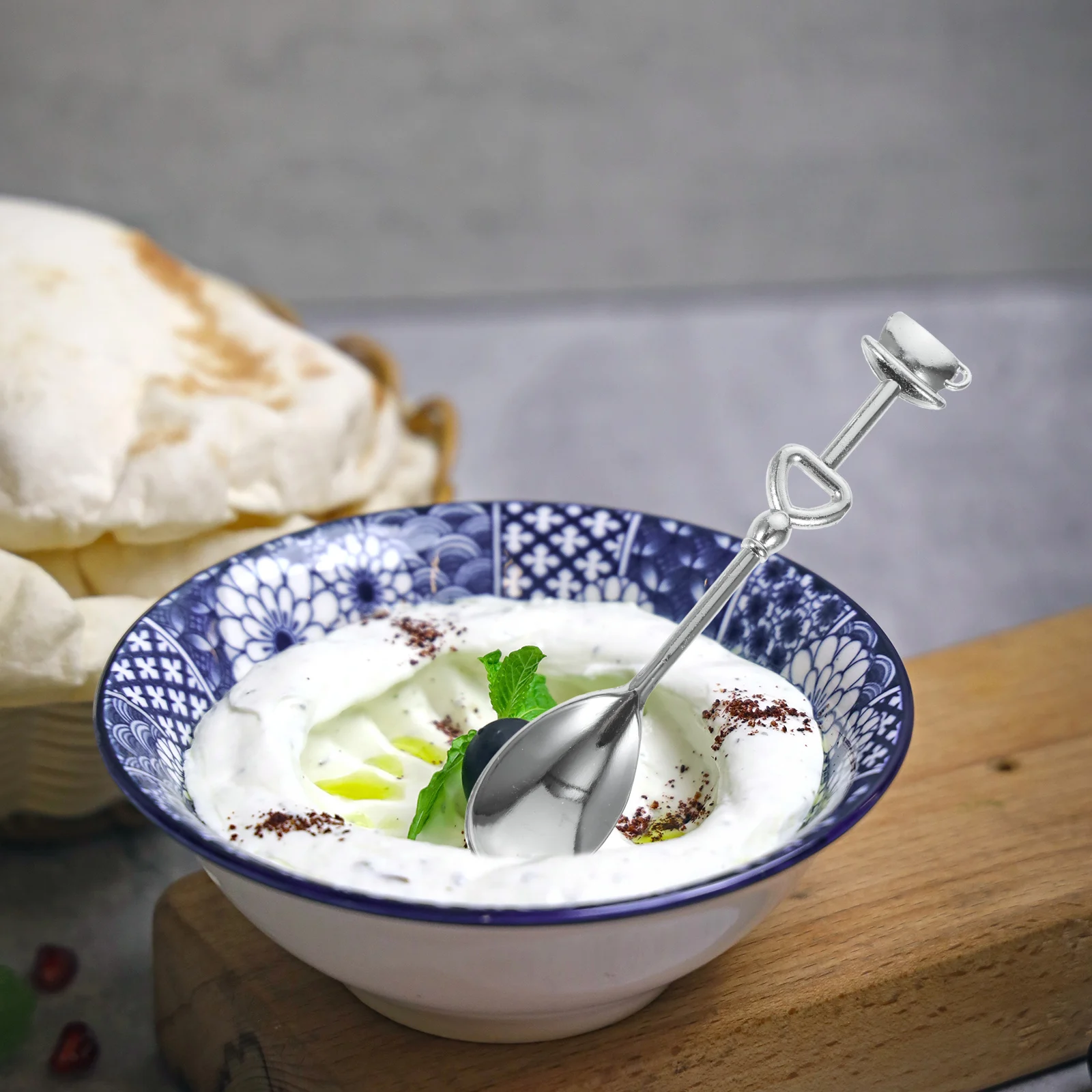 

8Pcs Coffee Stirring Spoons Metal Long Handle Coffee Spoons Smooth Surface Ice Cream Dessert Multi-Function