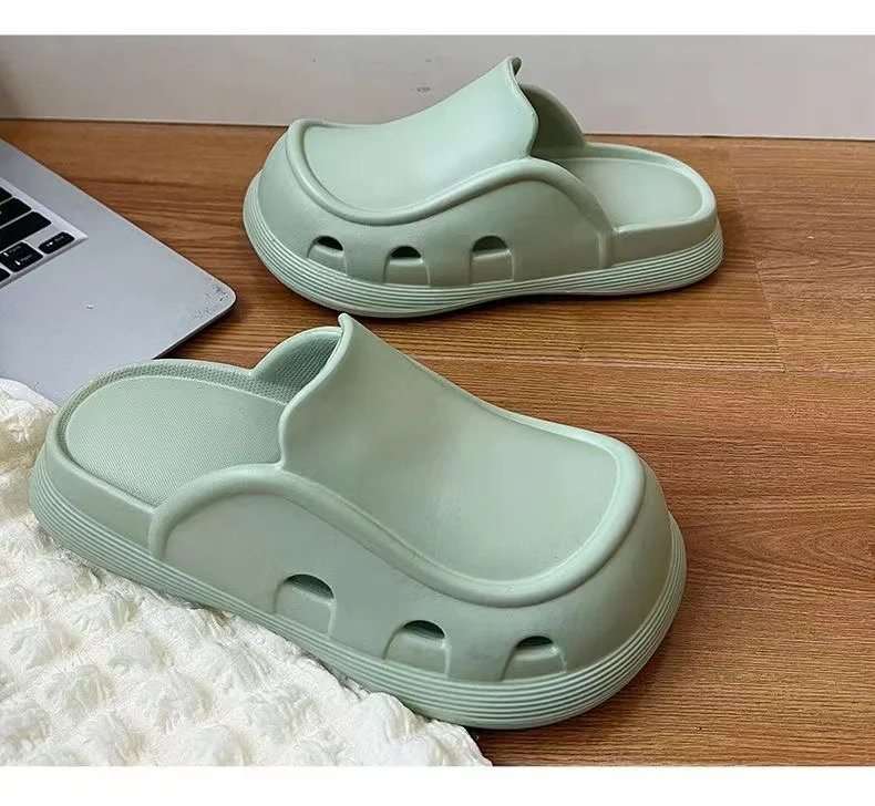2024 New Women\'s slippers Soft and comfortable Non-slip Wear-resistant Indoor and outdoor Ventilate Thick bottom Shoes for men
