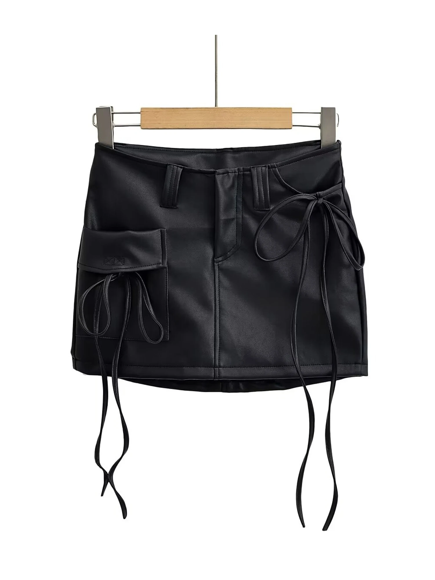 Women Black Gothic Mini Leather Cargo Skirt Vintage Short Skirt Harajuku Korean Style Y2k A-line Skirt 2000s Summer Clothes 2026