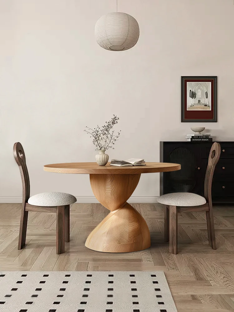 Tavolo da pranzo rotondo minimalista in legno massello di design con combinazione di tavolo da pranzo e sedia per la casa in noce wabi premium a forma speciale