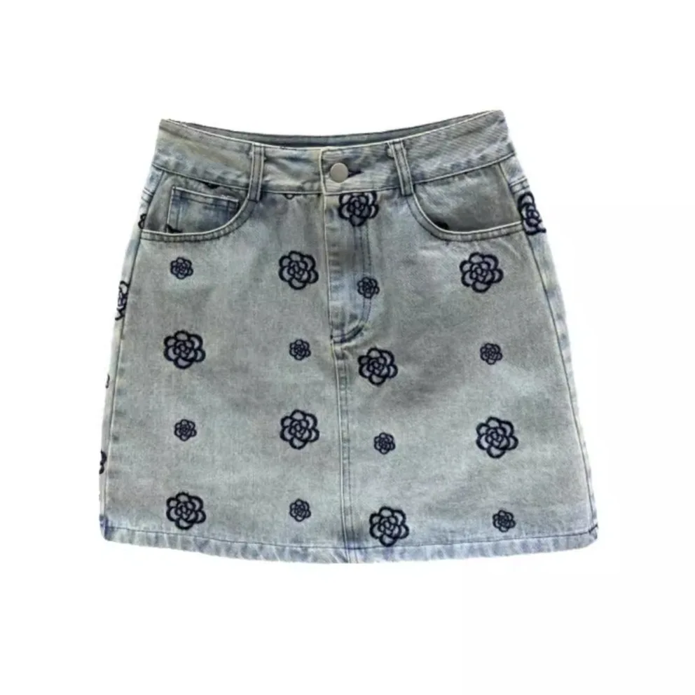 [ZOCI] Hevy Industry Flower Embroidered Short Skirt Women Summer, High Wist Design Nd Feeling Half Body