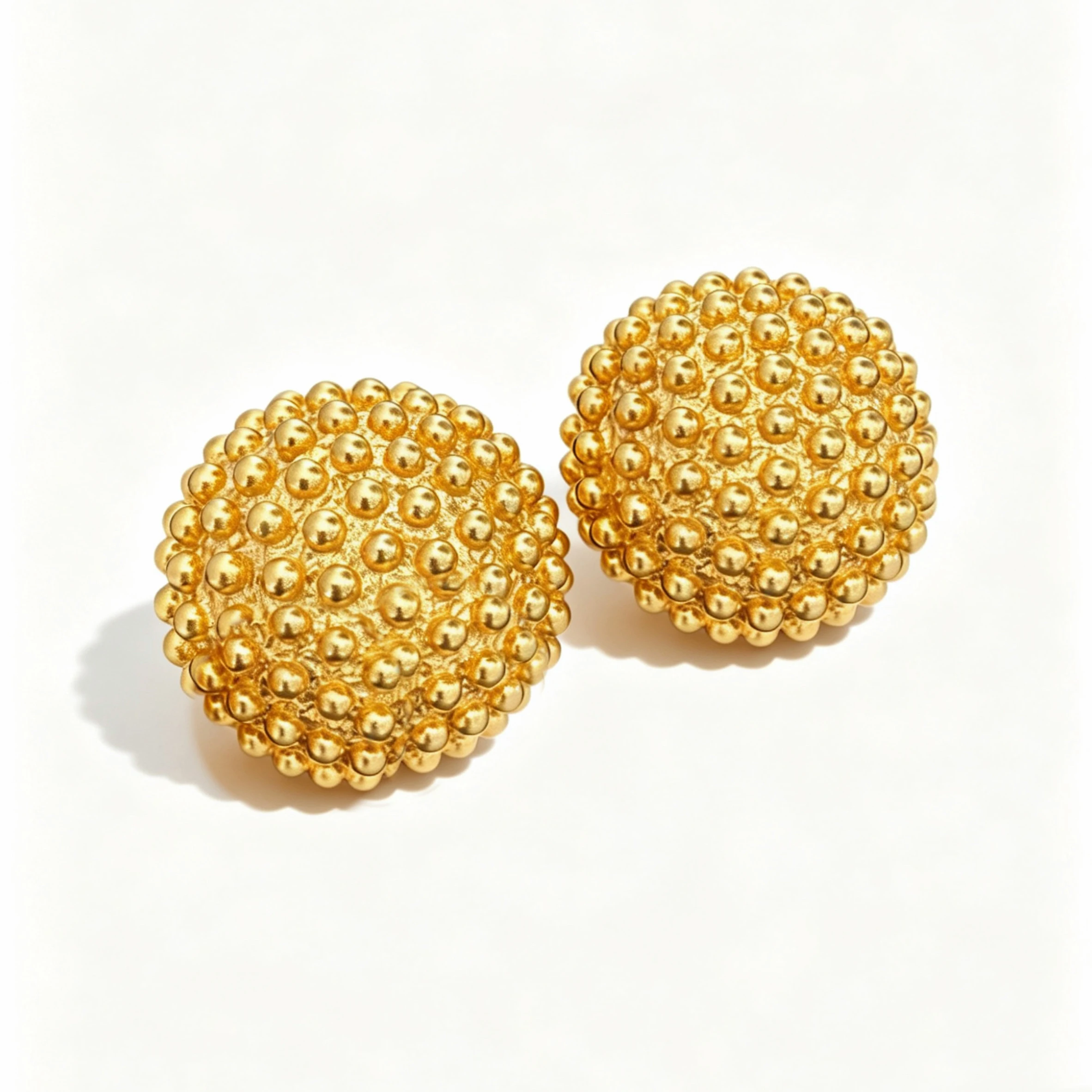 

Europe Vintage Brass Gold Plated Circle Earrings Ear Clip Women Vintage Charm Jewelry