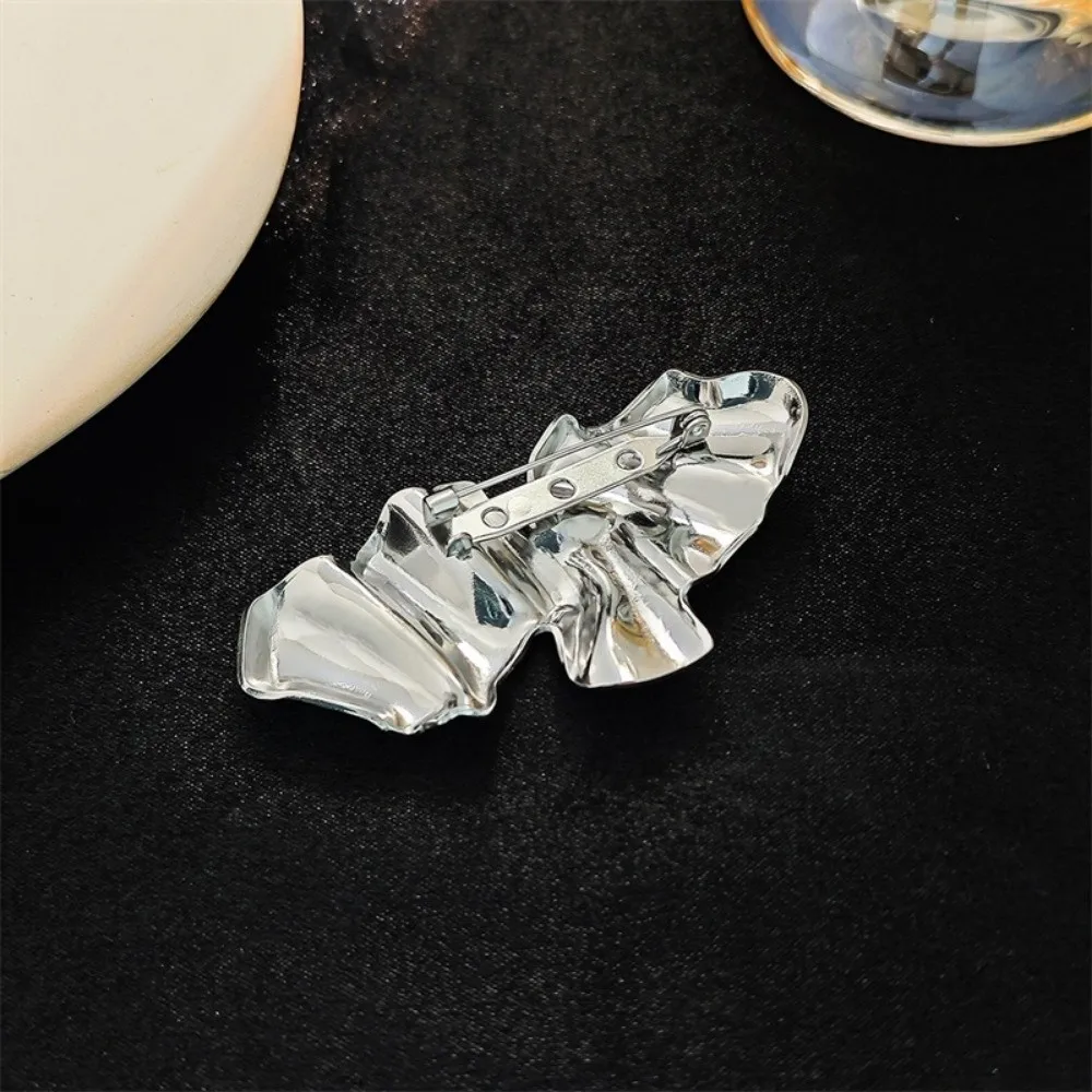 Abstract Irregular Brooches Gold Plated Silver Color Geometric Brooches Metal Waterproof Lapel Pins Jewelry Accessories