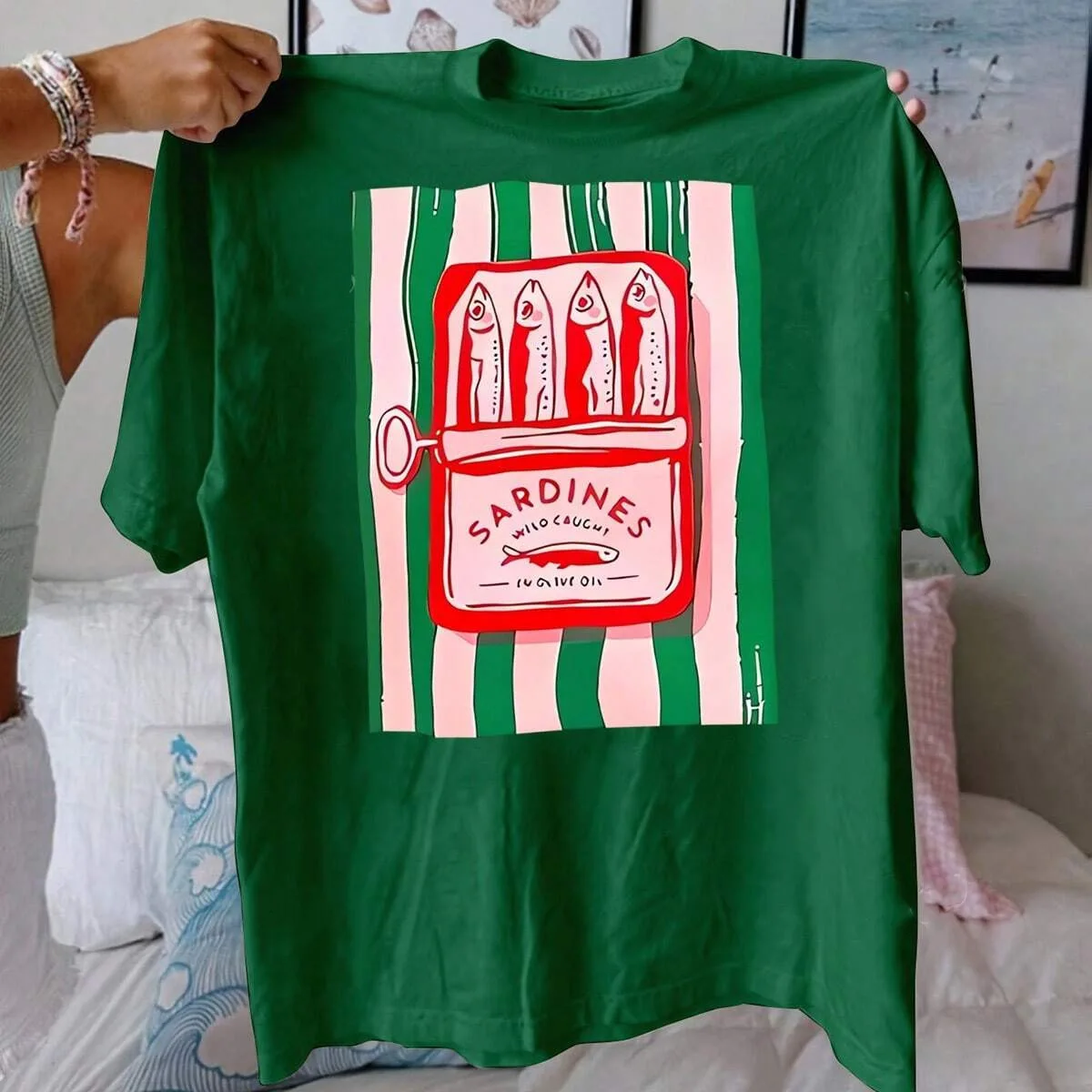 夏の女性の Tシャツイワシプリントコットン Tシャツラウンドネック通気性素材半袖カジュアルファッション女性のトップ Tシャツ