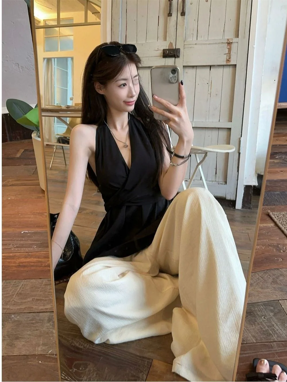 Sexy Pure Desire Sleeveless V-Neck Design Little Tank Top Slimming Back Exposure Youthful Style for Women Spring Summer Top