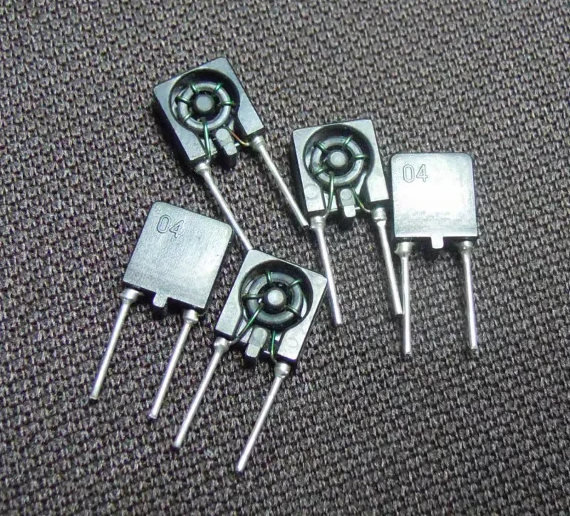 

10UH 1A 3x7x8,5-контактный крок OFC, магнитный декодер без протечек, индуктивность, 5 упаковок