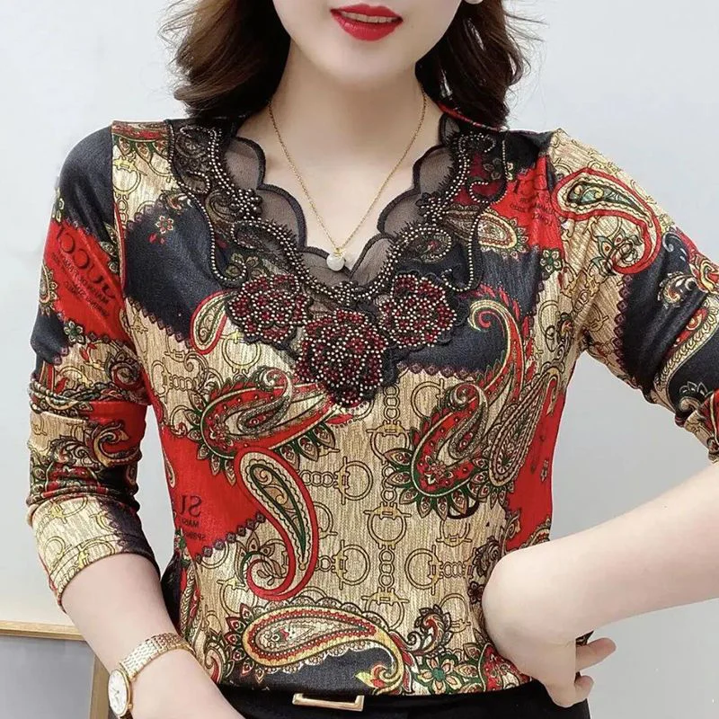 Autumn Winter Elegant Fashion Print Lace Patchwork T-shirt Top Women Long Sleeve Loose Casual All-match Bottoming Pullover Tee