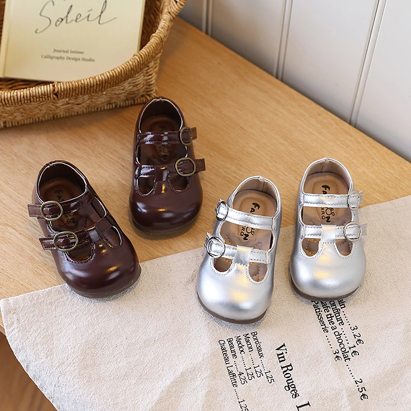 

Baby Walking Shoes Soild Color Versatile Kids Flats Round Toes 2026 New Fashion Toddler Sweet Leather Shoes Double Hook&loop