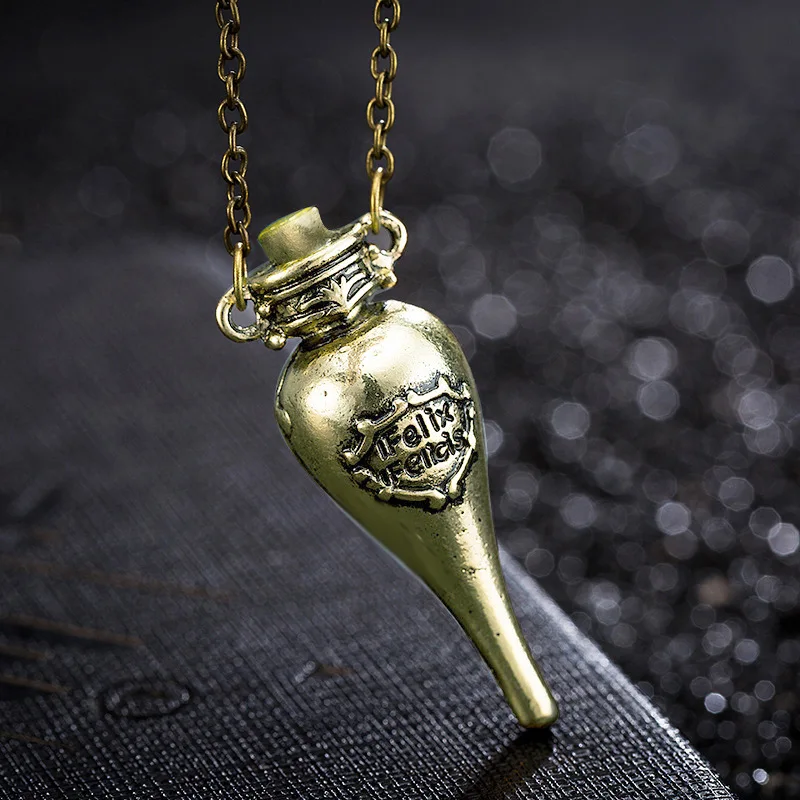 Delicate Harries Magic Deathly Allowed PottersMagic Potion Necklace Hanging Neck Necklace Luxury Design with Winged Key Gift