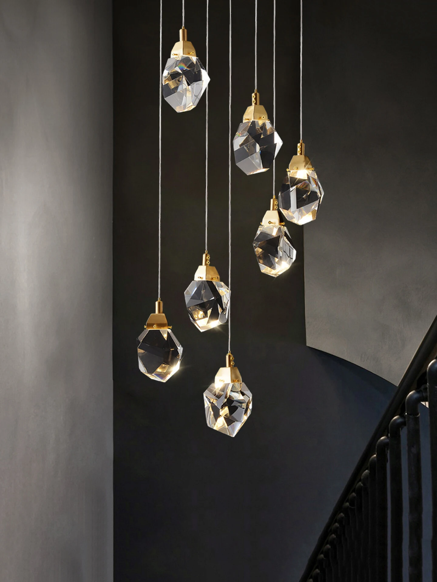 Romantic Elegant Modern Nordic Luxury Crystal Ceiling Chandelier with Diamond Shape All Copper