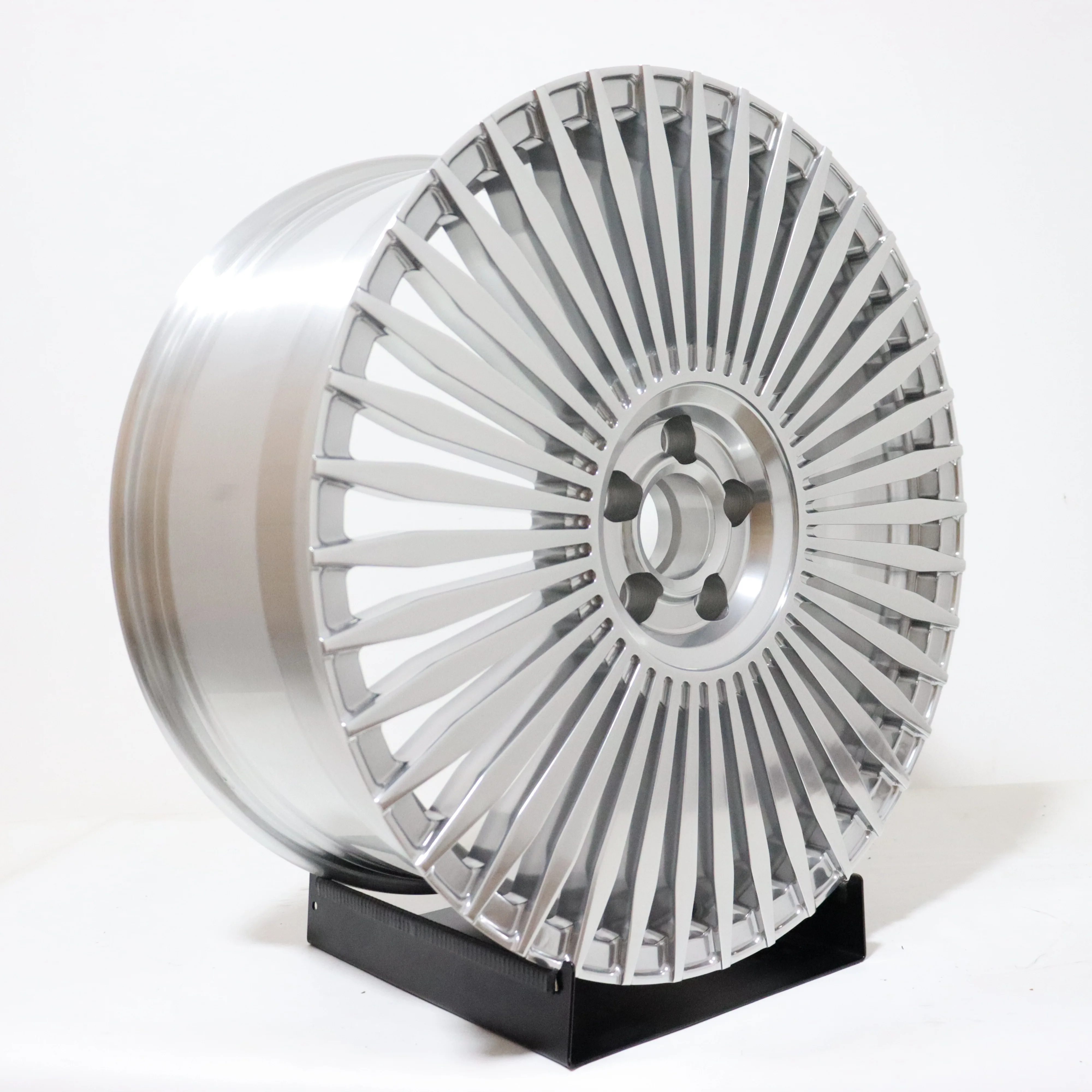 Custom Forged Alloy Polish Wheel Multiple Banners Design Floating Center Caps 5x112 for GLS600 GLS450 GLS400 Condition