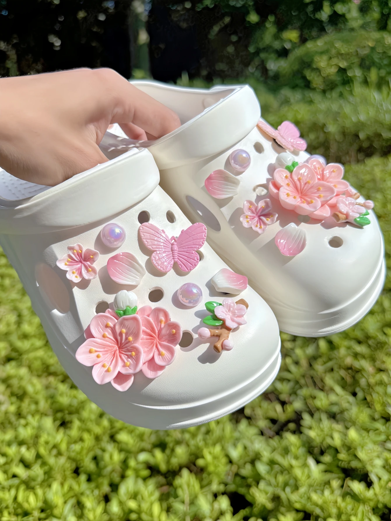 

16 красивых стильных розовых больших персиковых двухцветных бабочек с вырезами, аксессуары для обуви, DIY искусственная кожа для женской садовой обуви