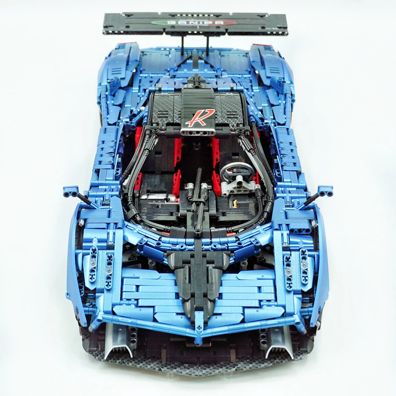 MOC ZondaR Paganii Bright Body 4500pcs Super Car Sportcar 1:8  High-tech LOX Technology Accessory Building Blocks Bricks Toys