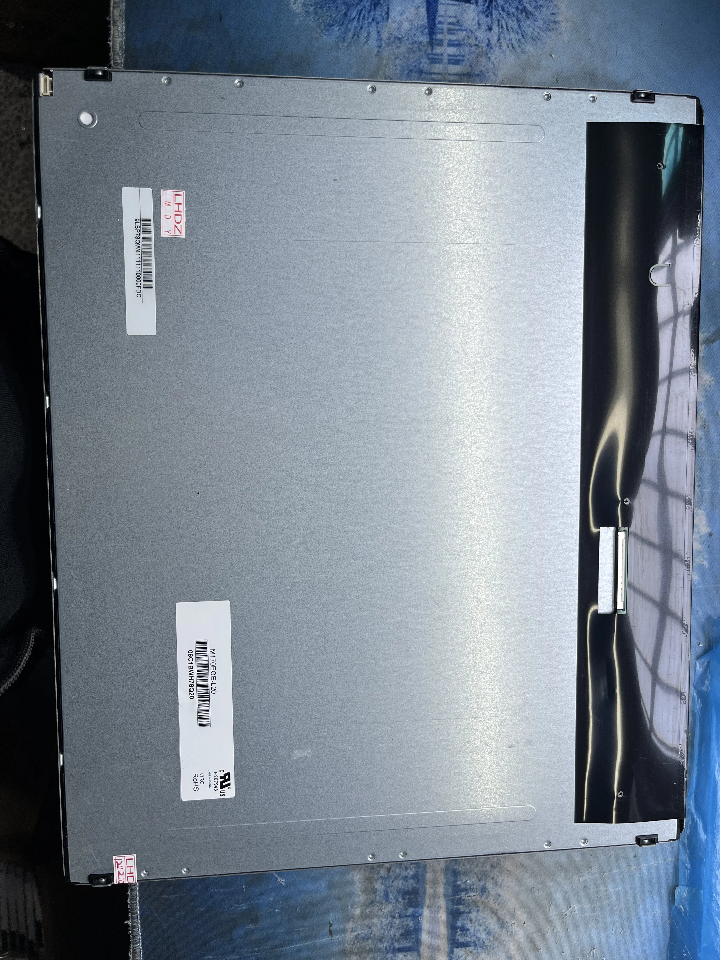 M170EGE-L20 17.0 Inch 1280*1024 TFT LCD Display Screen