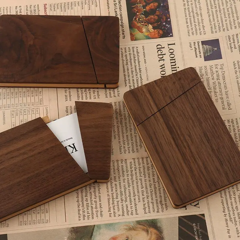 Estuche pequeño de madera para tarjetas de crédito, tarjetero portátil con cierre magnético, almacenamiento de tarjetas de identificación, bolso de mano, monederos de bolsillo, 1 unidad