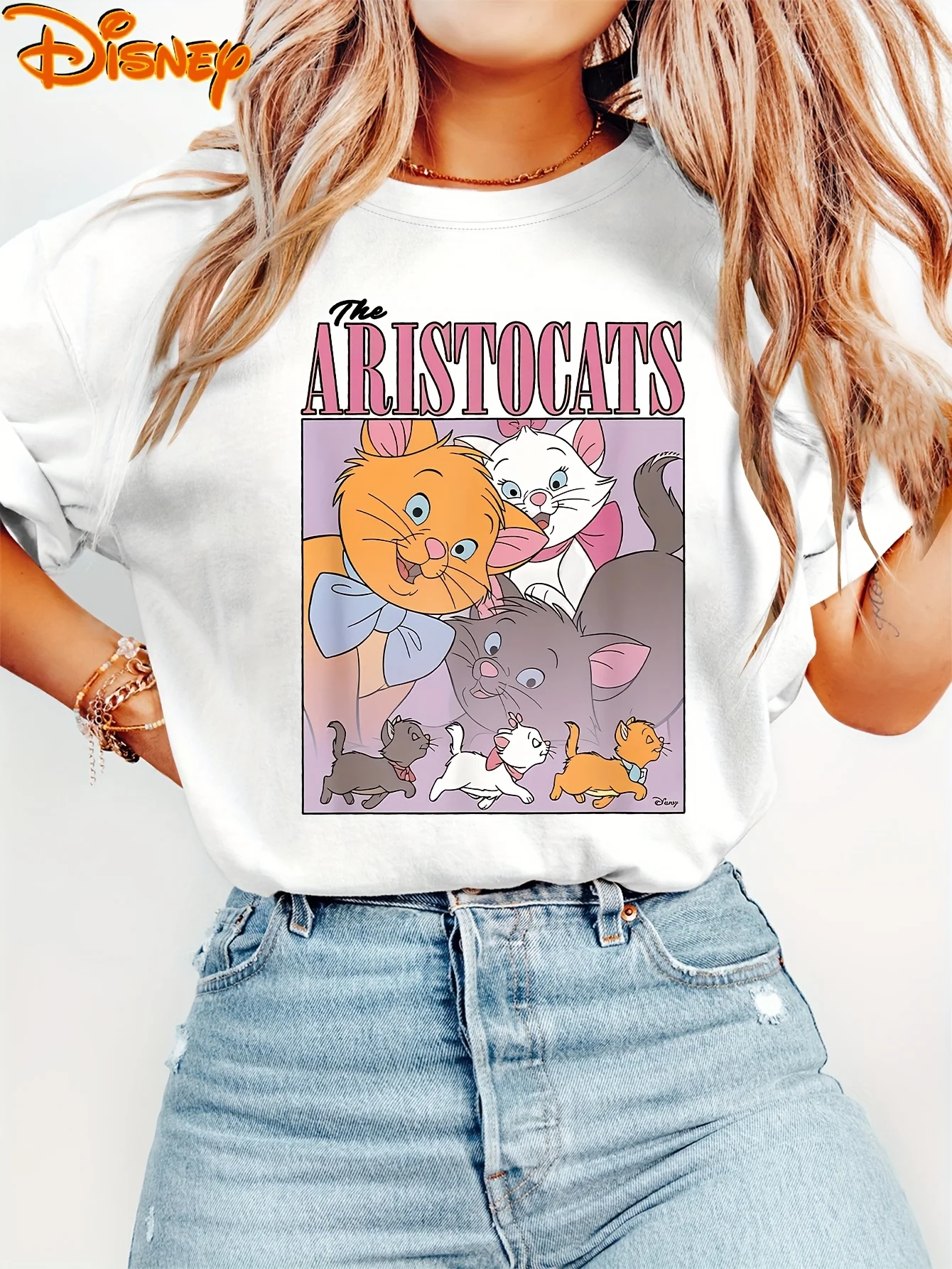 تي شيرت ديزني ذا أرستوكاتس ريترو للسيدات - طباعة ماري، دوقة، إدغار وفيجارو كات، أكمام قصيرة ناعمة قابلة للتنفس، رقبة دائرية