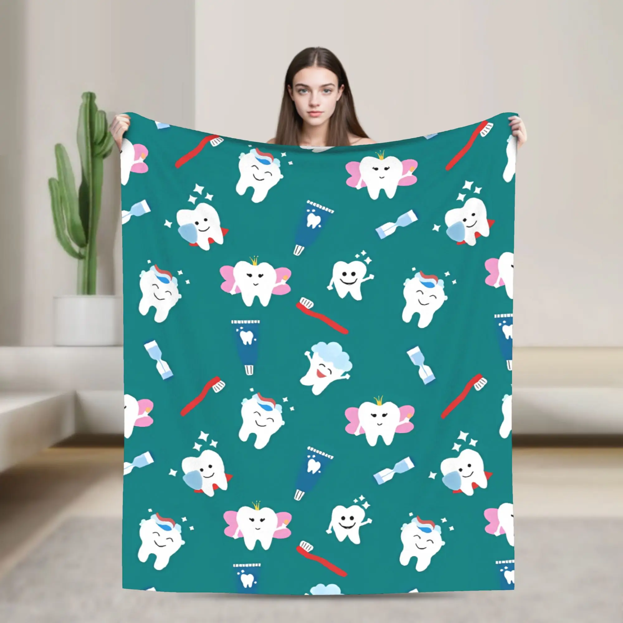 Cute Tooth Dark Green Cute Flannel Blanket  Super Soft Throw Blanket for Couch Chair Camping Novelty Bedspread Sofa Bed Cover