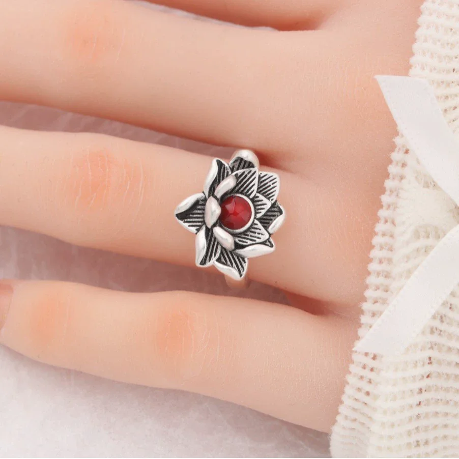خمر التايلاندية الفضة الحجر الأحمر زهرة اللوتس قابل للتعديل خواتم الاصبع للنساء موضة جديدة مجوهرات حفلة هدية عيد الحب