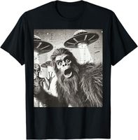 Bigfoot Alien Ufo Selfie Funny Sasquatch Meme T-Shirt Men and Women Oversize Fashion Casual Street Retro Pure Cotton T-Shirt