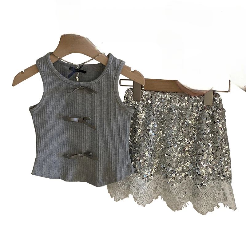 Girls\' bow knit vest Korean version of children\'s wear 2024 summer new temperament lace splicing sequin short skirt tide