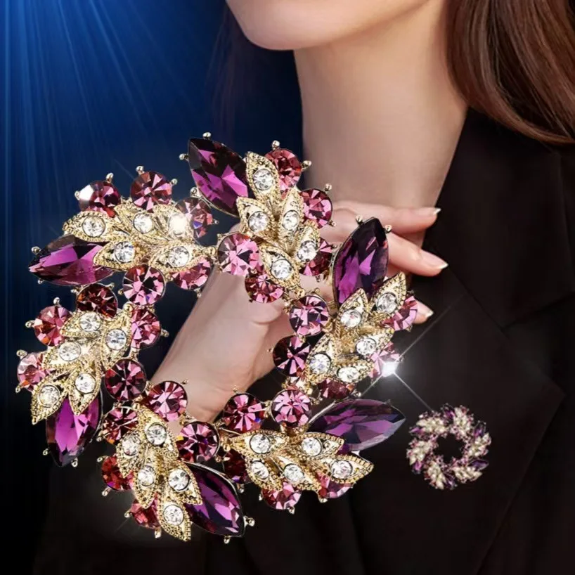 Fashion Rhinestone Wreath Bauhinia Brooches for Women Purple Green Crystal Wheat Ear Plant Pin Backpack Suit Party Accessories