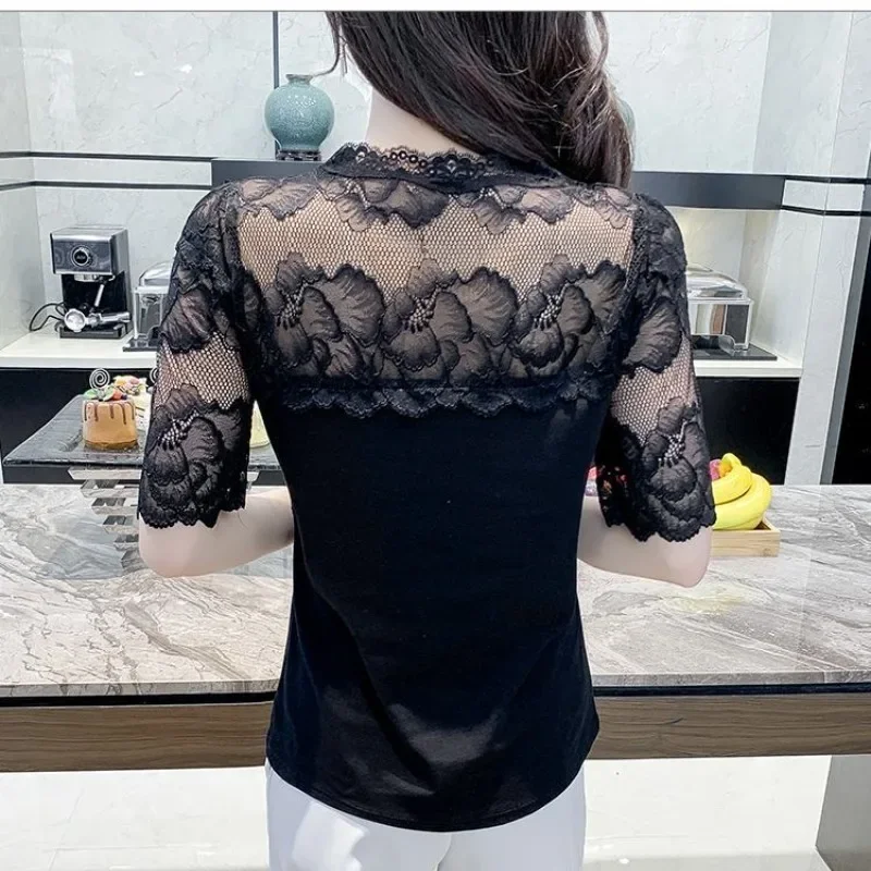 Lente Zomer Dameskleding Effen Kleur Korte Mouw Kant Uitgehold Bloemen Patchwork T-shirt Elegante Modieuze Tops JJ136