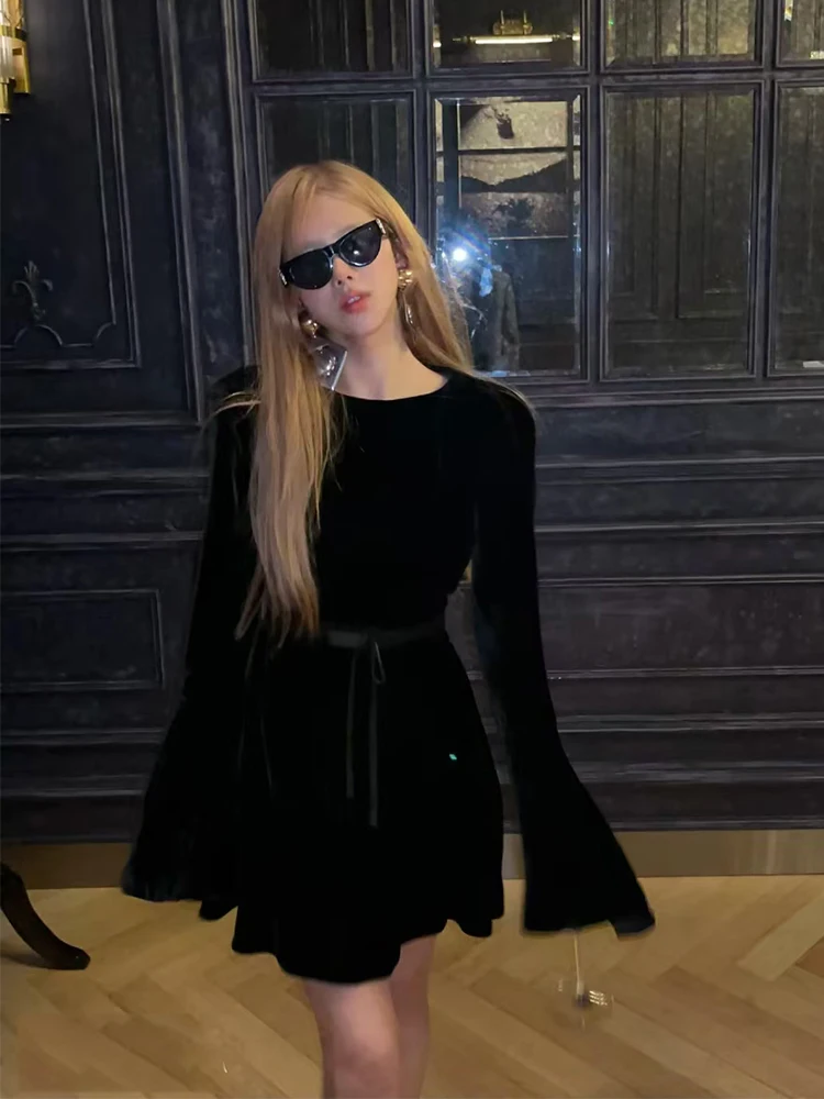 

Elegant Velvet Backless Dress Women's Fashionable Slimming Skirt Long Sleeve Short Dress round Neck Pure Color Autumn Winter