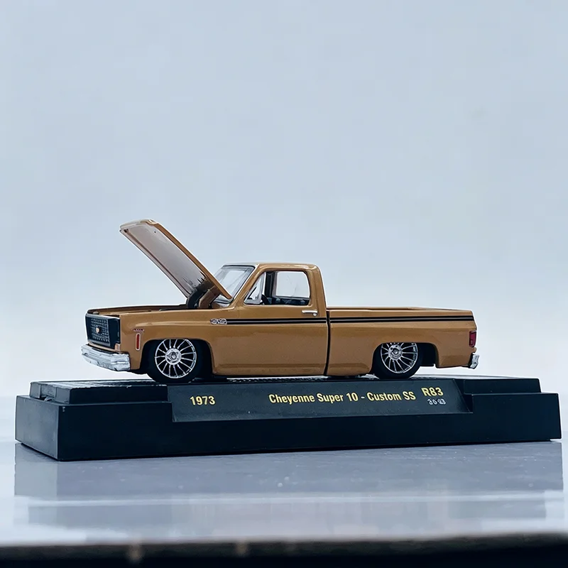 M2 Alloy 1/64 1973 Cheyenne Super 10 Car Model Collection Display Ornament Toy Gift