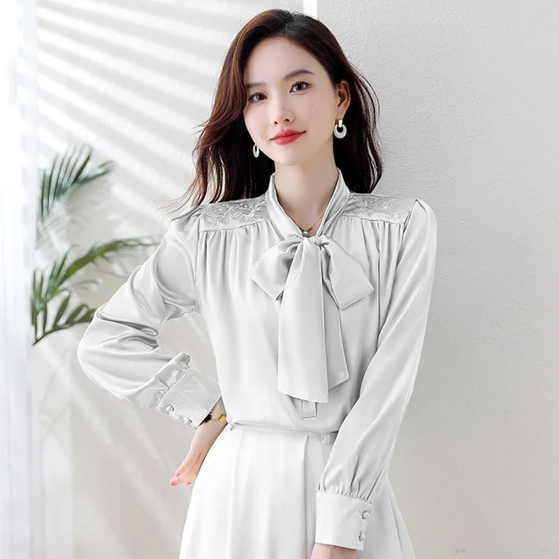 Fashion Long Sleeve Bow Collar Women Blouse Bow Black White Chiffon Blouse Shirt Women Tops Blusas Para Mujer Blusa Shirts H398