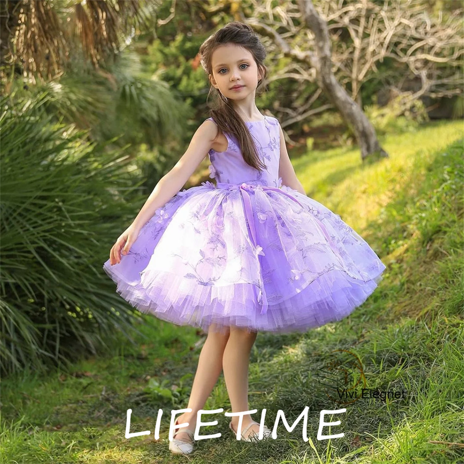 Charming Purple Scoop Flower Girl Dresses with Applique Tulle Knee Length Sleeveless for Kids 2023 Scoop Wedding Party Gowns