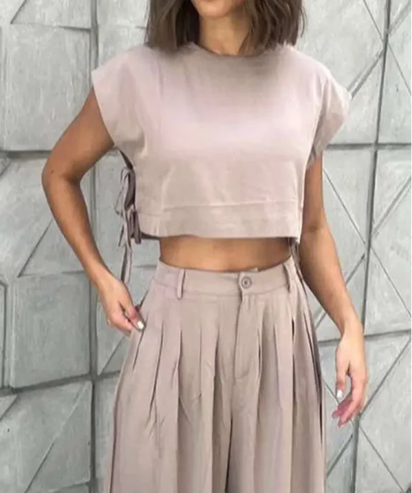 موضة 2025 الصيف مثير أنيقة 2 قطعة الزي الجولة الرقبة قصيرة الأكمام الجانب الدانتيل يصل أعلى عادية عالية الخصر بنطال ذو قصة أرجل واسعة مجموعة