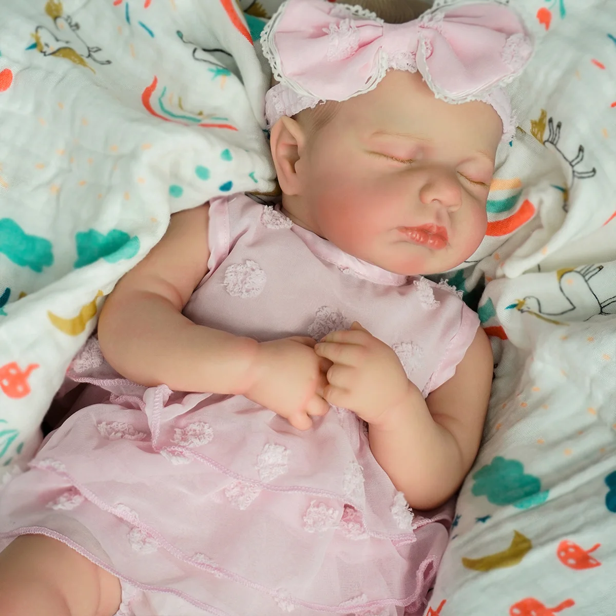 JOYORA Reborn Doll Soft Fabric Body Realistic Handmade Doll Reborn Baby Doll Children' Playmate Birthday Gift Art Collection Toy