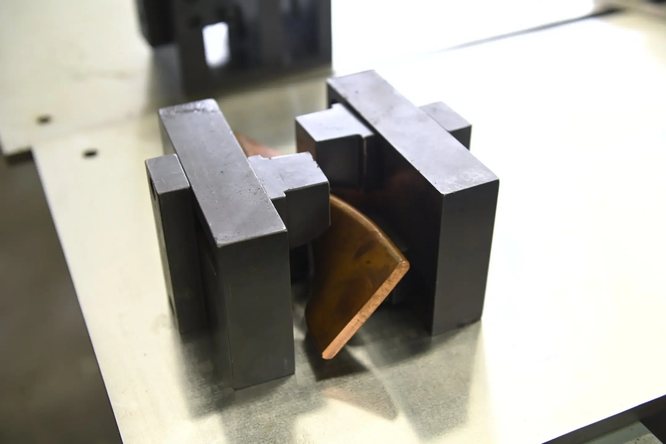 Bus bar Bending Parts Mould dies for cnc multifunctional copper busbar processing machine